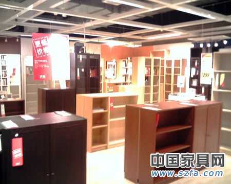 家具廠甲醛超標(biāo)百倍 家居消費(fèi)令人擔(dān)憂 家具廠甲醛超標(biāo)百倍 家居消費(fèi)令人擔(dān)憂